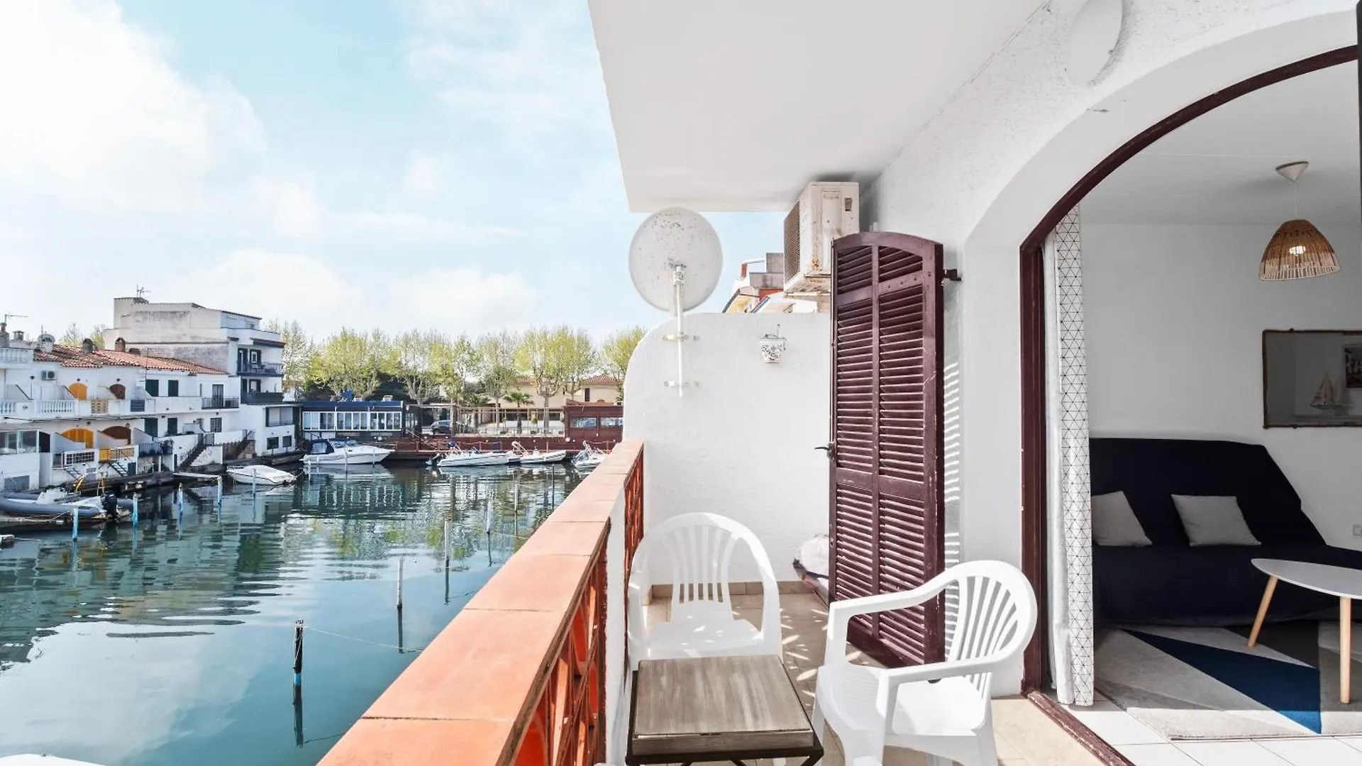 Apartamento Porto Agua Con Terraza Y Vistas エンプリアブラバ スペイン