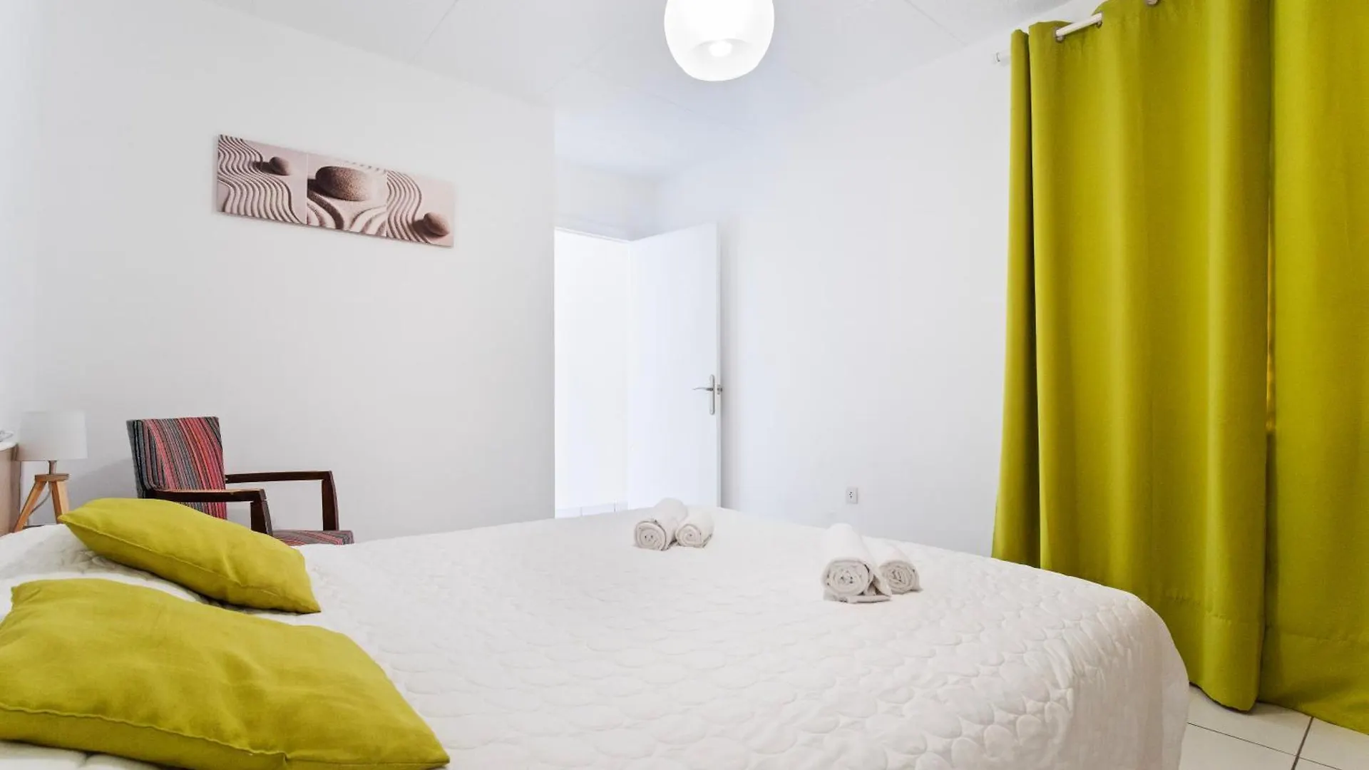 Apartamento Porto Agua Con Terraza Y Vistas エンプリアブラバ