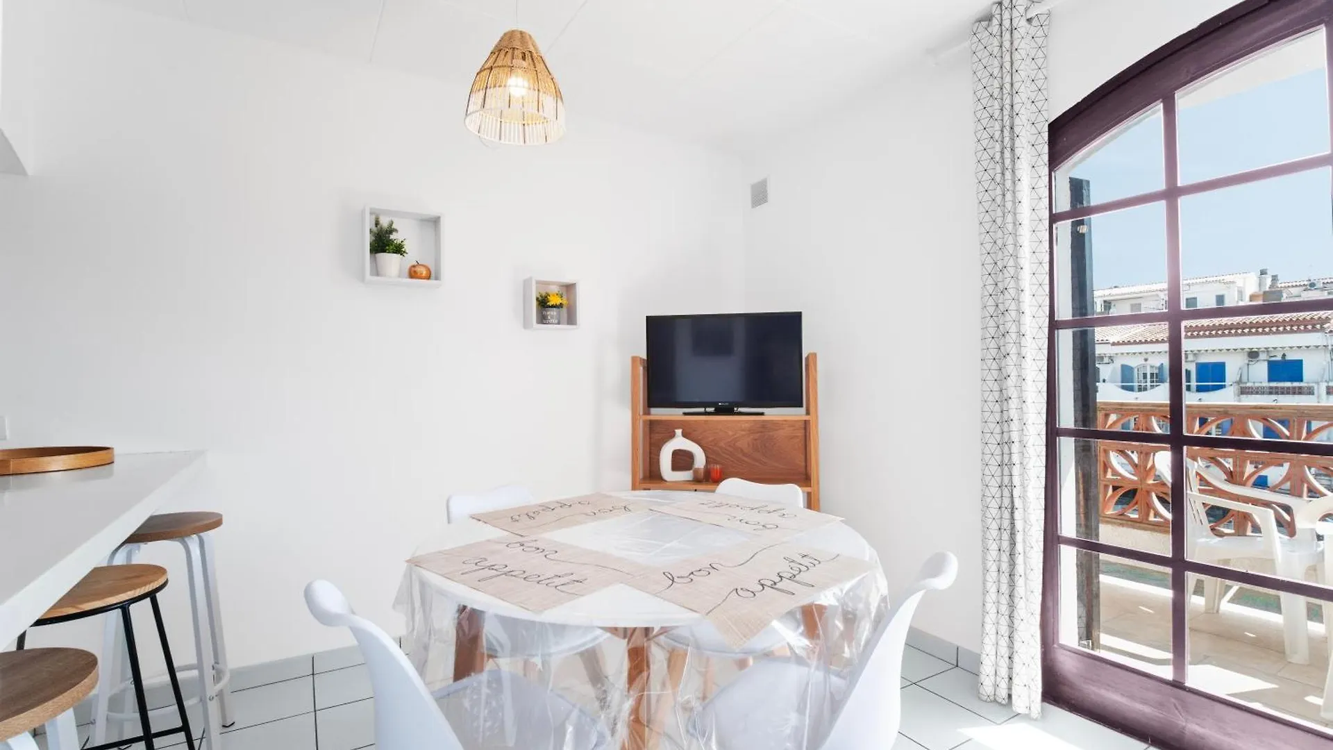 Apartamento Porto Agua Con Terraza Y Vistas エンプリアブラバ